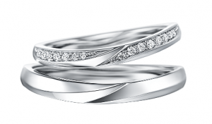 月を見るたびにお互いを愛でたくなる結婚指輪「アルテミシア」