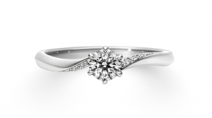 春におすすめの婚約指輪