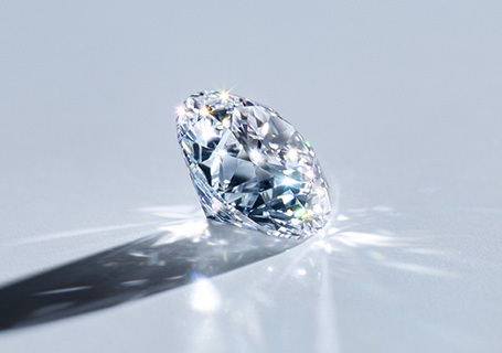 最高品質のプリモダイヤモンドを採用