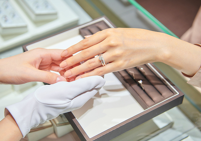 ご自身にぴったりの指輪を探せる