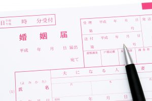 婚姻届の証人は誰を選ぶべき？選び方や証人欄の書き方を解説！_5