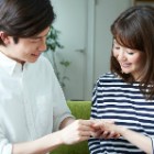 プロポーズに指輪は必要？男性が知っておくべき女性の本音