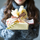 プロポーズの時にプレゼント…みんな何かお返ししてる！？