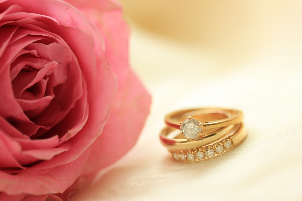普段使いに最適 職場でもつけられるおしゃれな セットリング とは 婚約指輪 結婚指輪のi Primo アイプリモ カップルに人気の婚約指輪 結婚指輪 はi Primo アイプリモ 普段使いに最適 職場でもつけられるおしゃれな セットリング とは 婚約指輪 結婚指輪のi Primo アイプリモ カップルに人気の婚約指輪 結婚指輪 はi Primo アイプリモ