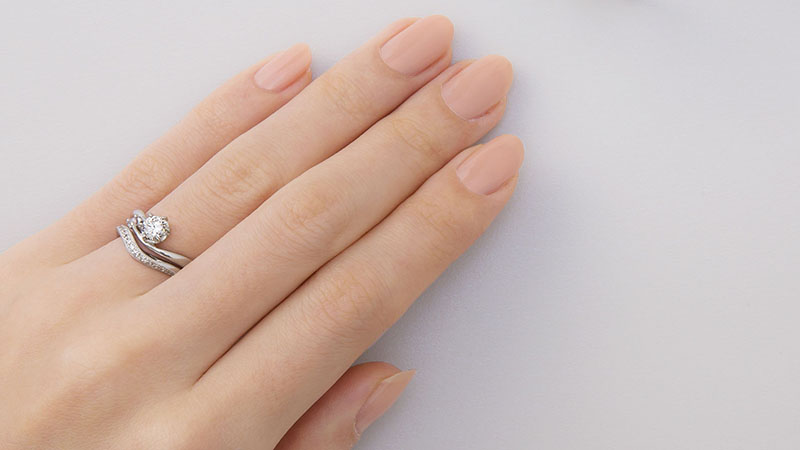スピカ＆アピアス｜セットリング｜カップルに人気の婚約指輪,結婚指輪 