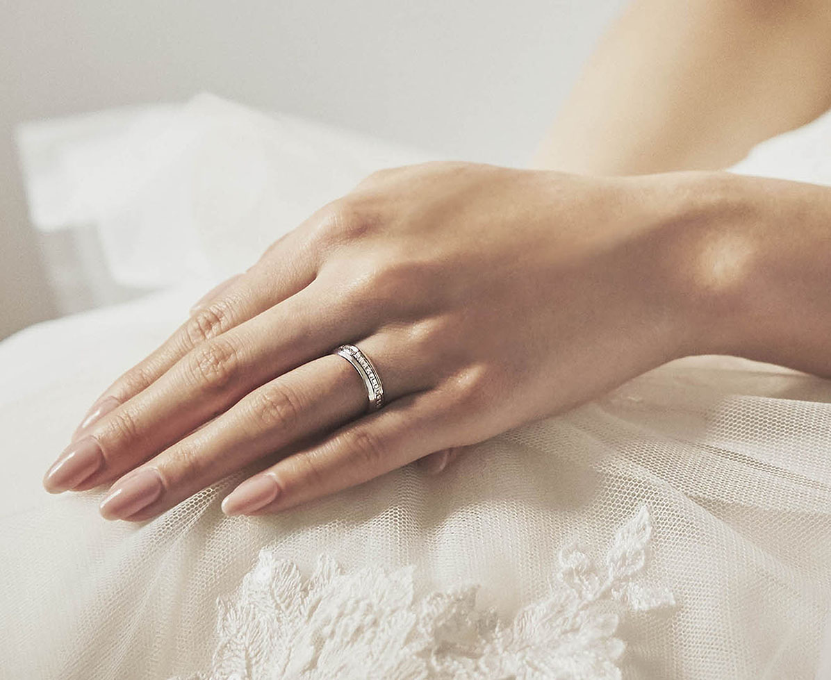 エレクトラ|結婚指輪(マリッジリング)|カップルに人気の婚約指輪