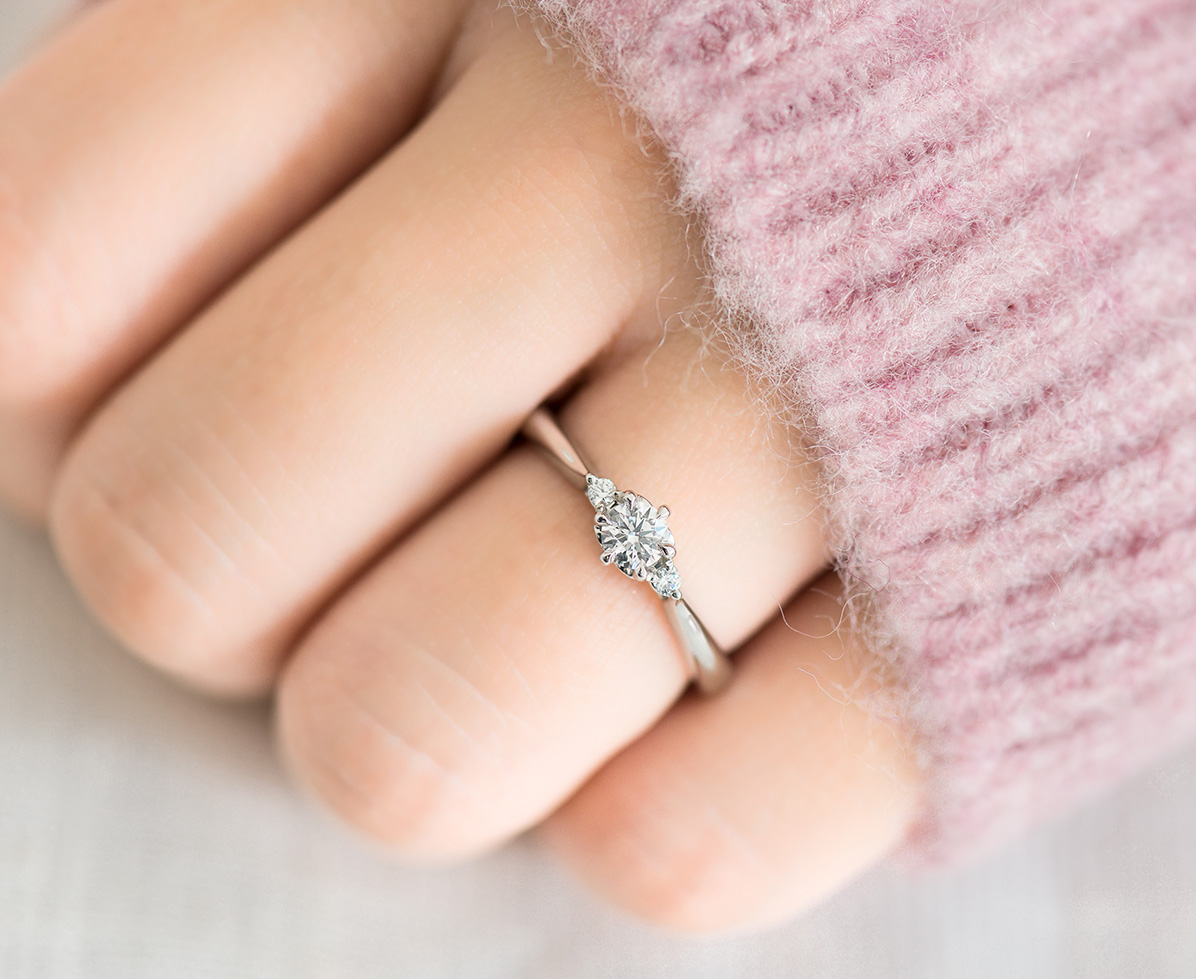 ポラリス｜婚約指輪（エンゲージリング）｜カップルに人気の婚約指輪 