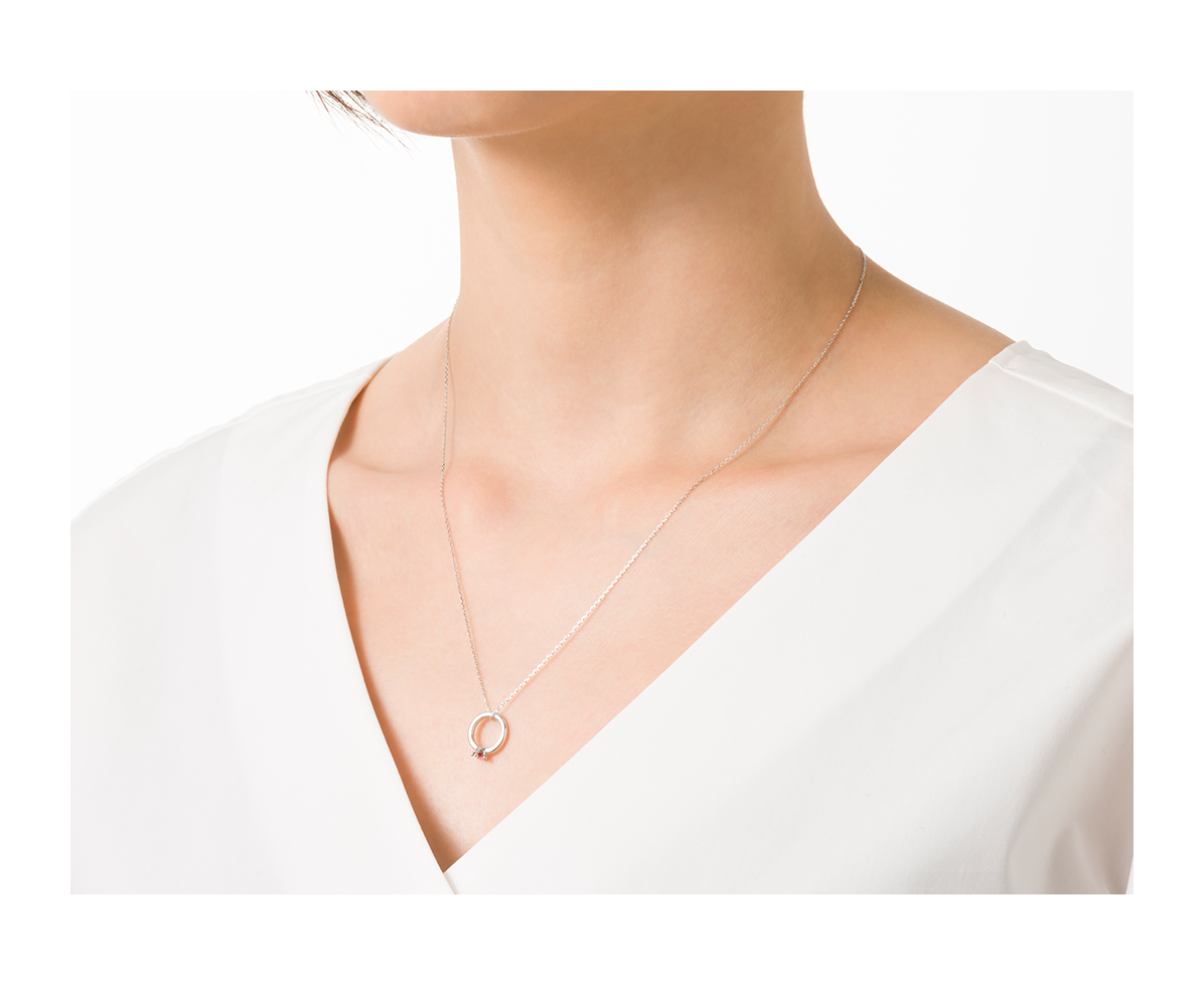 ノヴァベビー バースストーン｜アニバーサリージュエリー｜カップルに