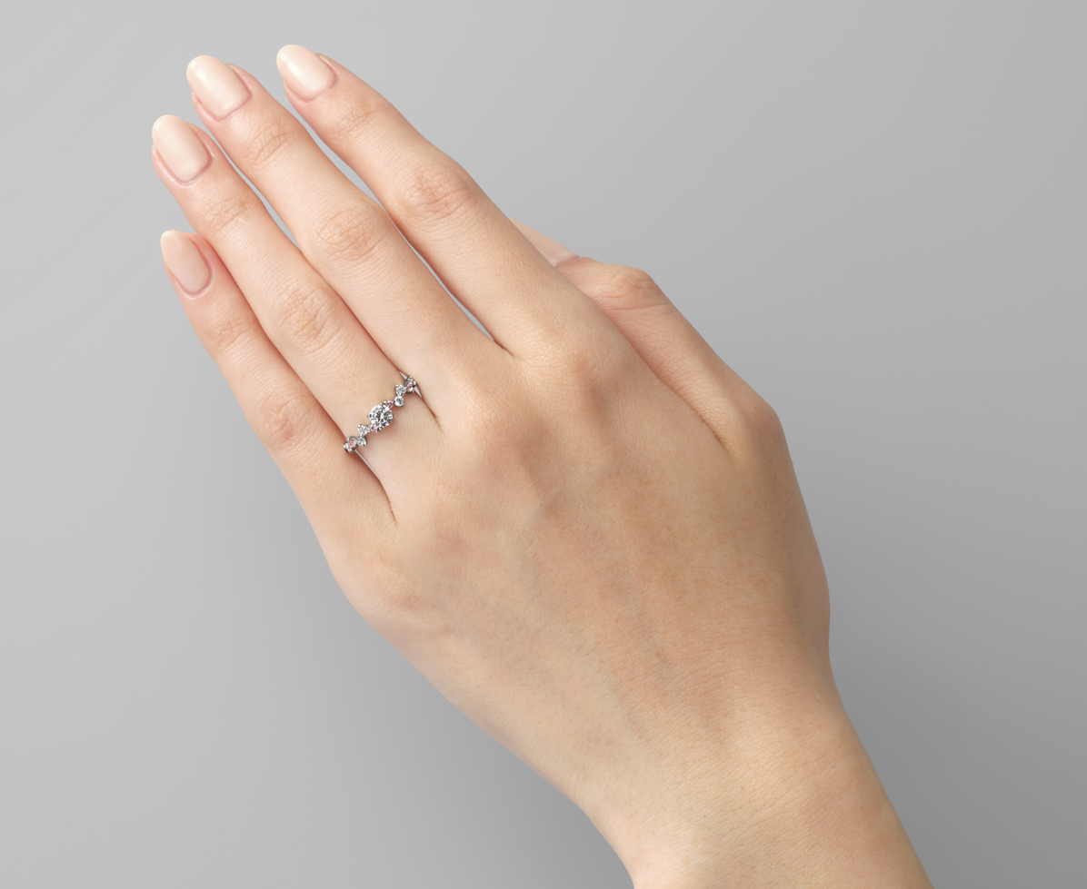 ★アイプリモ★エンゲージリング★婚約指輪★定価５分の１です アンドロメダ｜婚約指輪（エンゲージリング）｜カップルに人気の