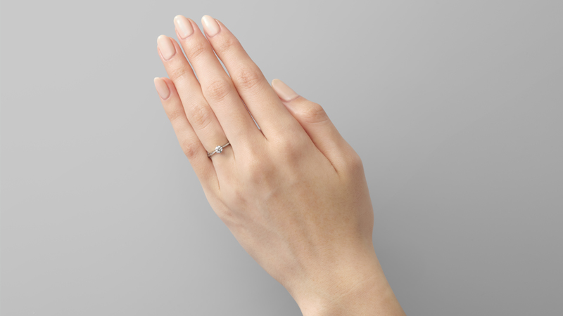 シリウス｜婚約指輪（エンゲージリング）｜カップルに人気の婚約