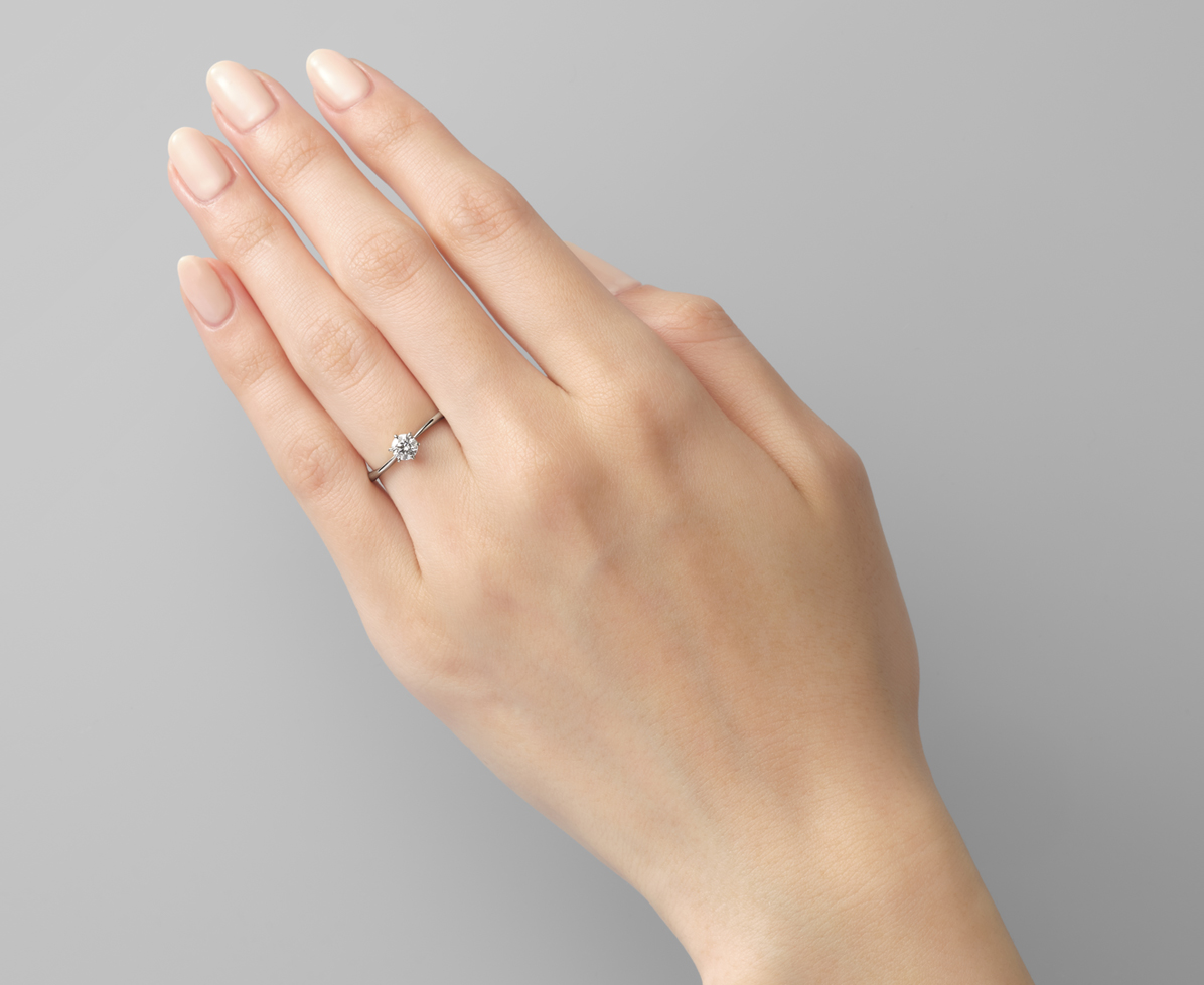 ポルックス｜婚約指輪（エンゲージリング）｜カップルに人気の婚約指輪