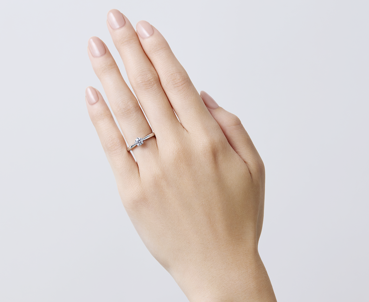 【海外配送可】【送料無料】 クロリス｜婚約指輪（エンゲージリング）｜カップルに人気の婚約 アクセサリー