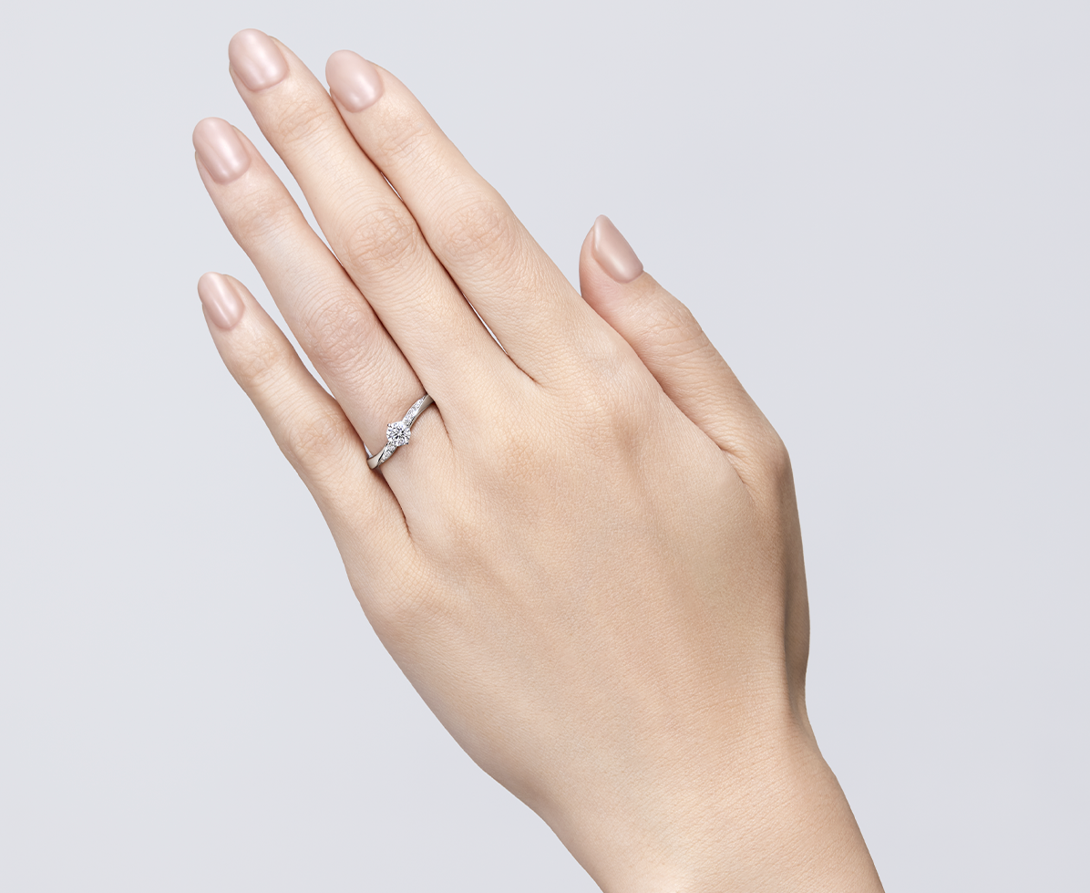 アルチェステ｜婚約指輪（エンゲージリング）｜カップルに人気の婚約