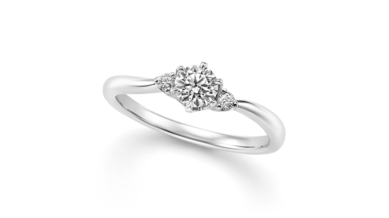 アイプリモ　ヴィオラ　6号　婚約指輪　定価約40万 アイプリモ ヴィオラ 6号 婚約指輪 定価約40万 アイプリモ ヴィオラ 6