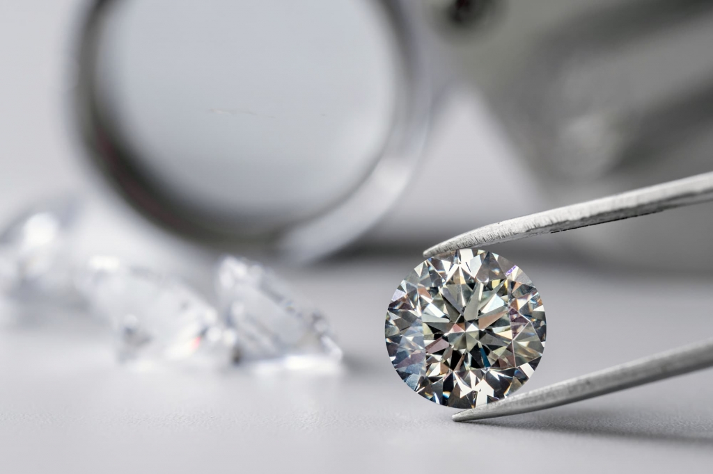 ダイヤモンドのサイズの選び方とカラット以外に注目したいポイントをご紹介_4