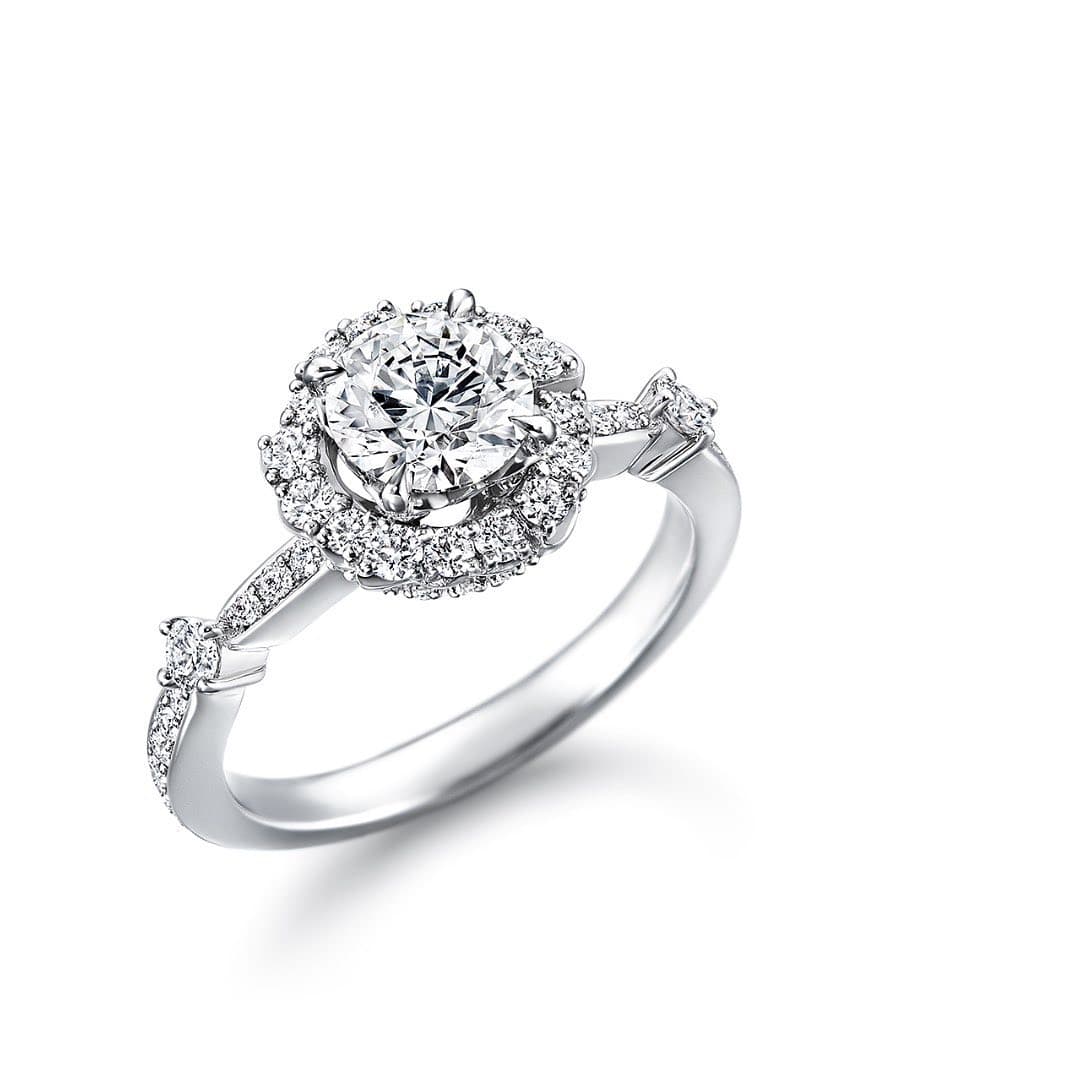 プロポーズ時に婚約指輪は必要？購入するおすすめのタイミングをご紹介_3